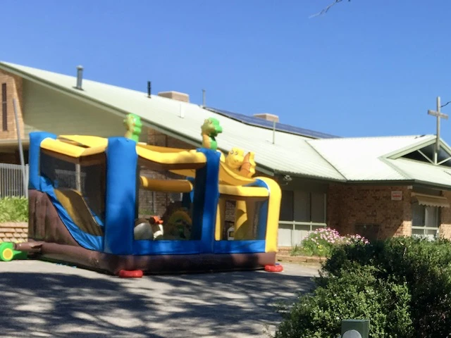 free jumping castle