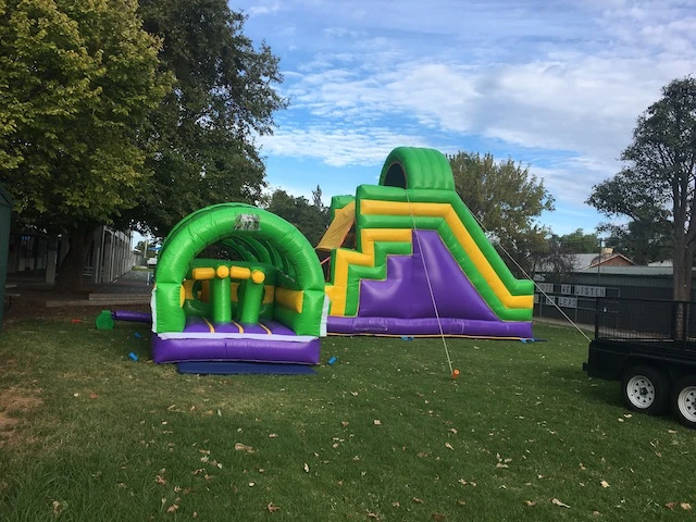Obstacle course jumping castle 3 parts setup outside